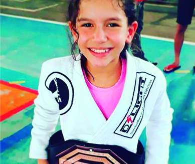 Laís Abreu Conquista duas Medalhas
